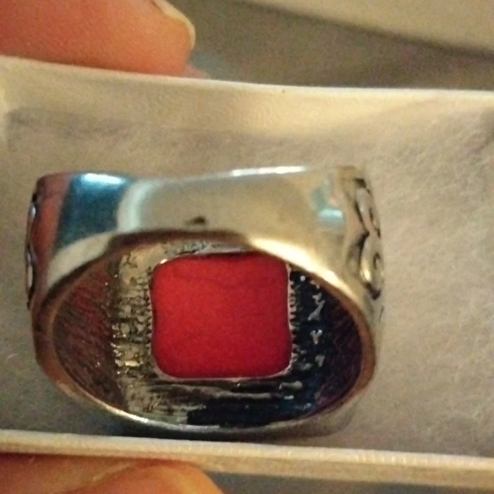 Ring - Picture 4 of 4